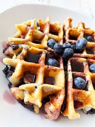 apple cinnamon banana waffles